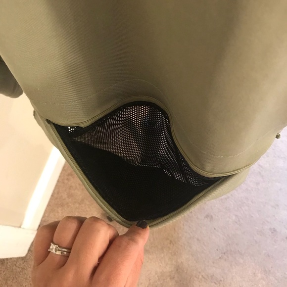 Burton fleece zip mock neck jacket with venting - Picture 6 of 7